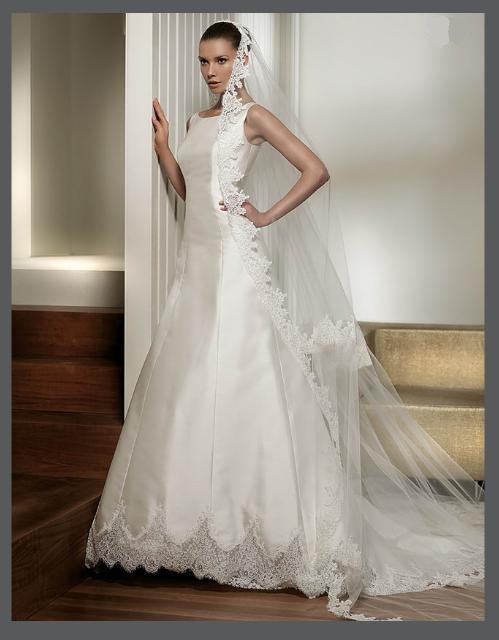 Golden collection wedding dress / gown GW149